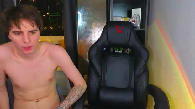 ne_hxnskvm 19-12-2025 lickpussy Couple