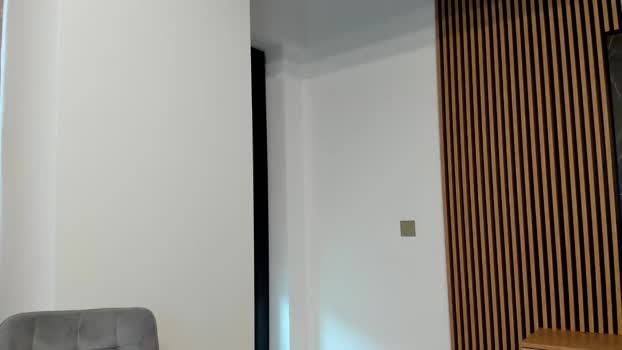 devyale 21-12-2025 ass Female