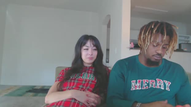 bby_julesss 22-12-2025 yummy Couple