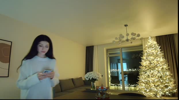 milla_bella 21-12-2025 tits Female