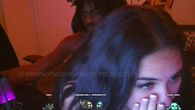 nikkinotnicki00 22-12-2025 nasty Couple