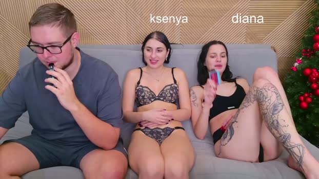 ksenyahot 23-12-2025 tits Couple