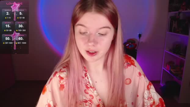 strawberry_juli 22-12-2025 blowjob Female