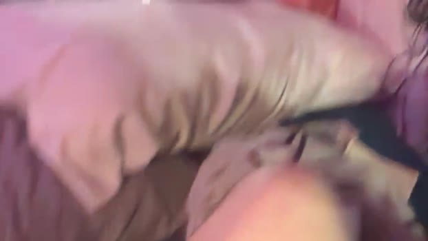 avafoxxundone1 24-12-2025 kissing Couple