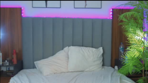 kirsten_xxx 23-12-2025 Porn Female