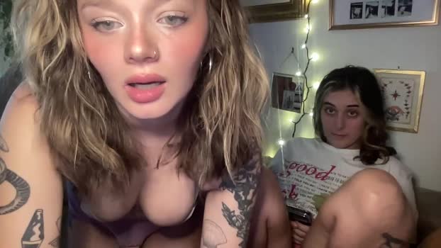 lill_daddysgirl 23-12-2025 ass Couple
