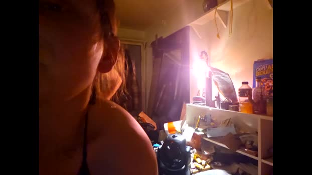 vanilla_thunder420 24-12-2025 Topless Couple