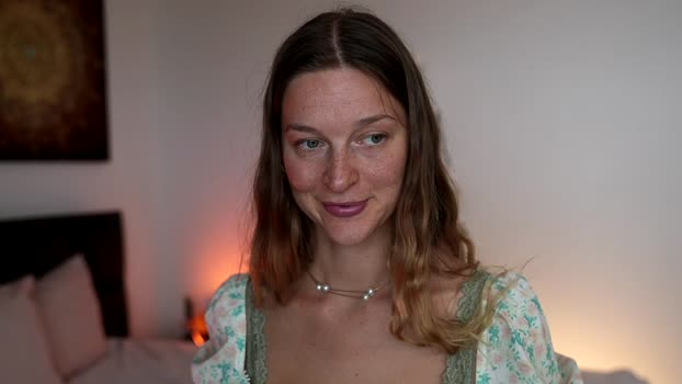 unbelievable__ 28-12-2025 sucktits Female
