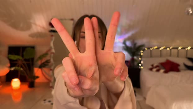 uwunikaa 31-12-2025 fuckme Female