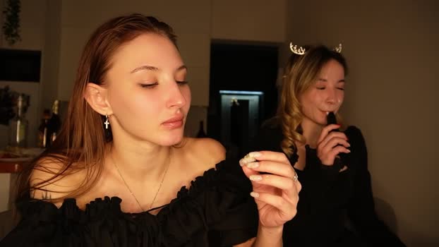 bestie_baby 31-12-2025 Nude Couple
