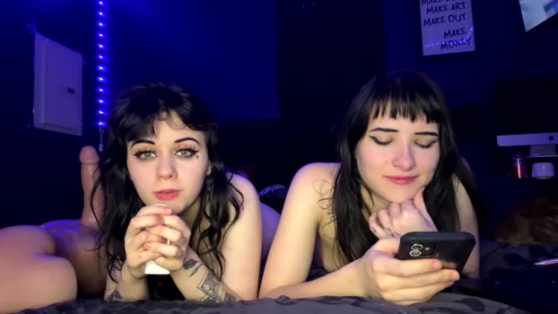 ravyn_nyx 01-01-2026 striptease Couple