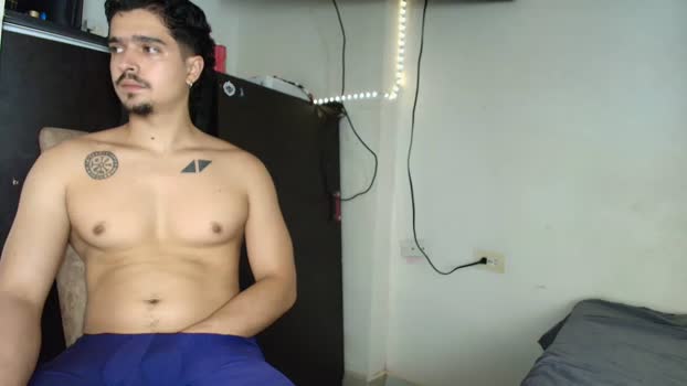 vitoriia_ 01-01-2026 tits Couple