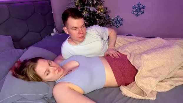 julielourens 02-01-2026 sexybody Couple