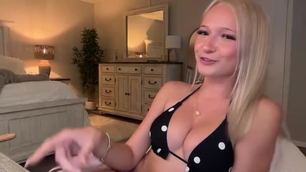 roxyrain2736 02-01-2026 spanking Female
