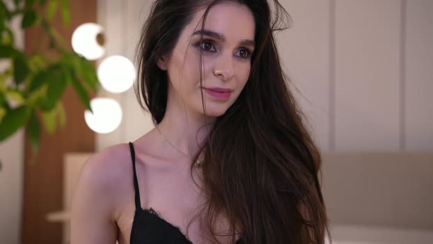 dovia 03-01-2026 sexybody Female