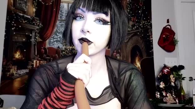 ivey_strigoi 04-01-2026 lush Female