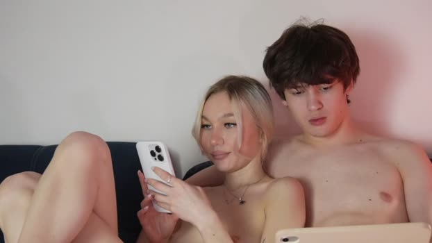 wladilia 04-01-2026 suck Couple
