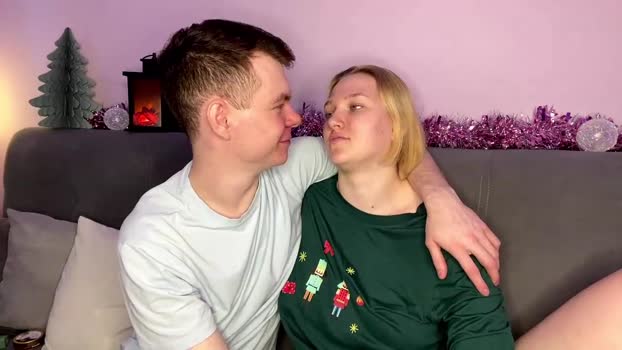 julielourens 07-01-2026 Video Couple