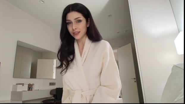 milla_bella 06-01-2026 Video Female