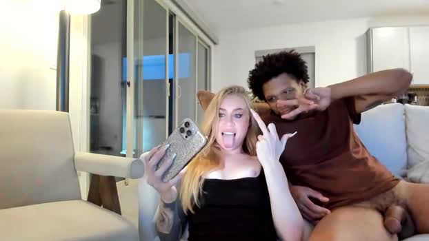 taylorxxxrae 08-01-2026 ass Couple