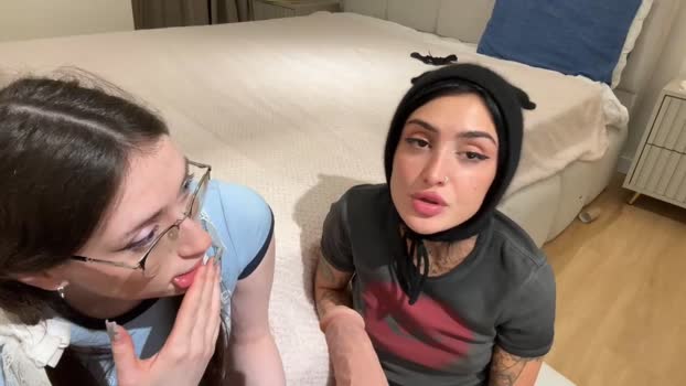 kellyberry__ 08-01-2026 hot Couple