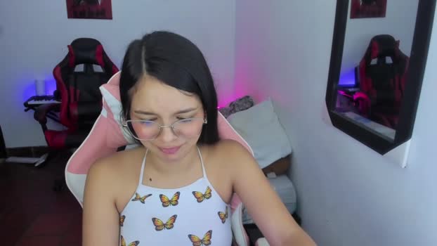 room_kitty 12-01-2026 ass Couple