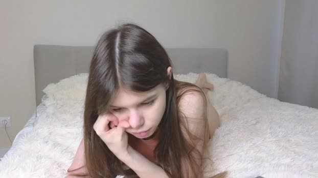 annabel_themoon 15-01-2026 kissing Female