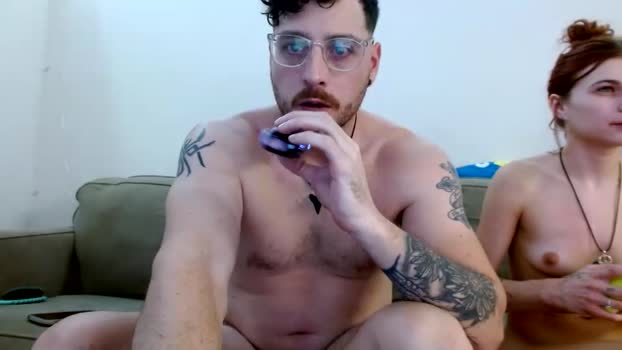 mattxxxceptional 18-01-2026 kissing Couple