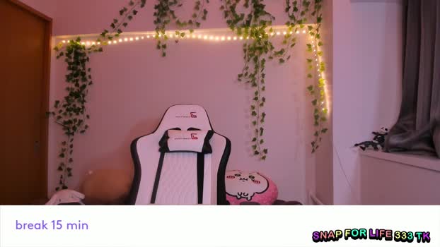 vivian_qwerty 19-01-2026 ass Female