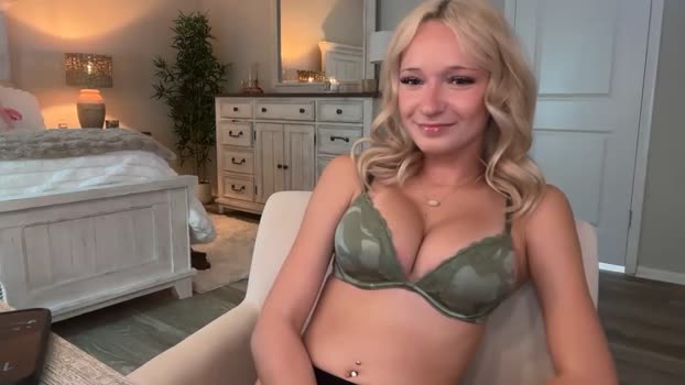 roxyrain2736 21-01-2026 play Female