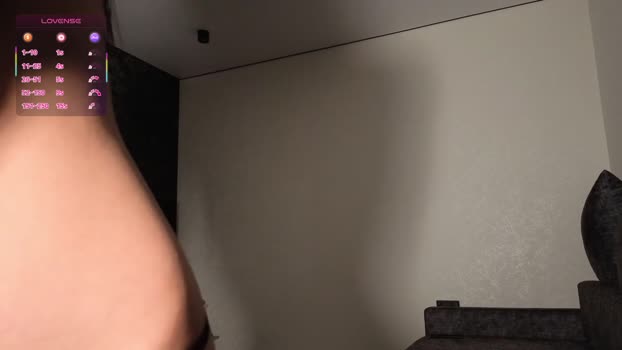 hoaarisa 22-01-2026 fingering Female