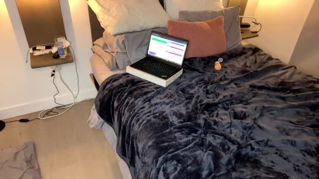 kittywoodyluv 23-01-2026 tits Couple
