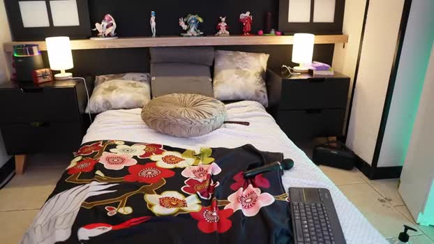 scarlett_collins01 23-01-2026 analtoy Female