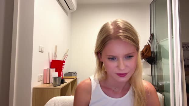 laraineprada 23-01-2026 deepthroat Female