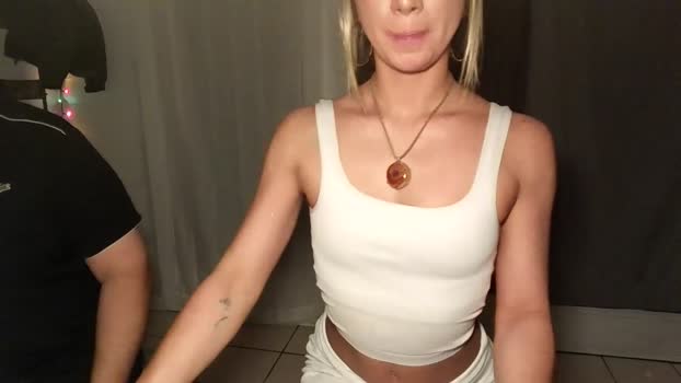 cutecodiusa 25-01-2026 sucktits Couple