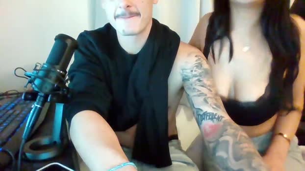 tootonedtony 25-01-2026 bigcock Couple