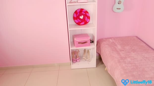 little_effy18_ 27-01-2026 yummy Female