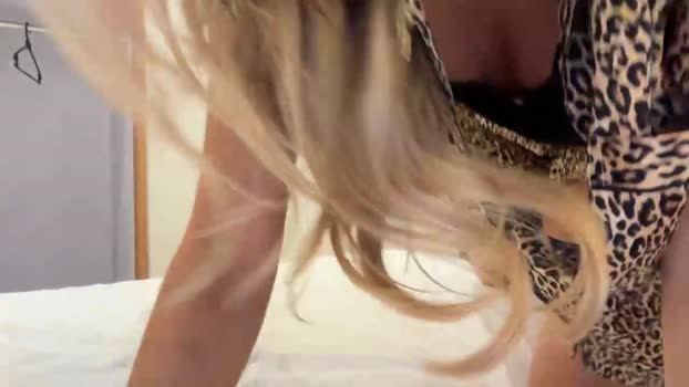luvlivvyy 29-01-2026 beauty Female