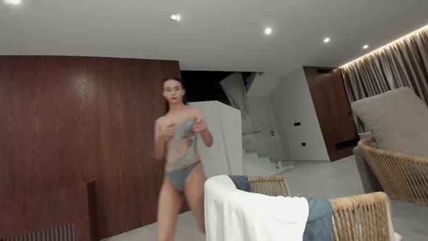 ehotlovea 30-01-2026 Topless Female