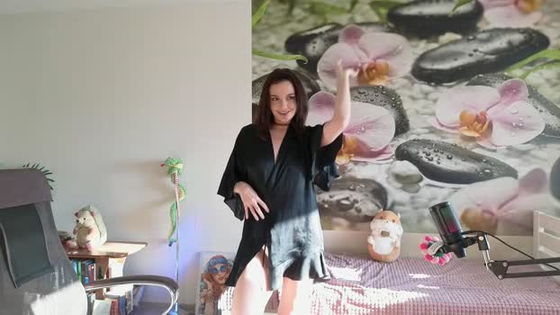 jennycutey 02-02-2026 bigtoys Female