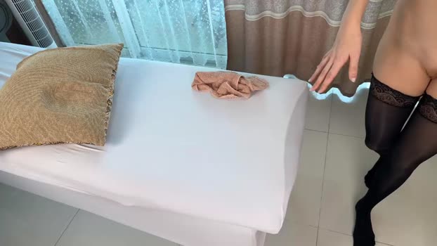 eva_nathan 05-02-2026 fingers Couple