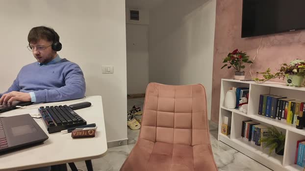 rrr1995 08-02-2026 show Couple