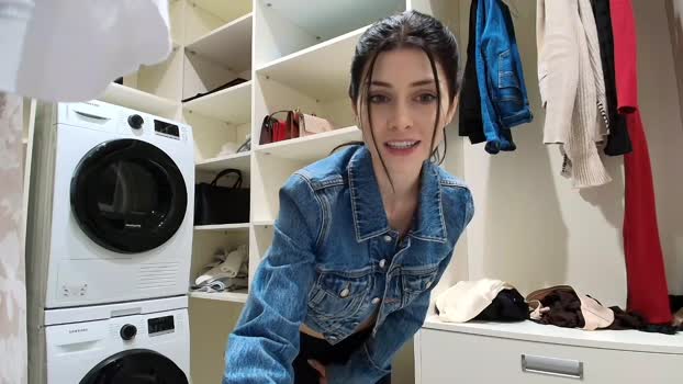 milla_bella 14-02-2026 fuckass Female