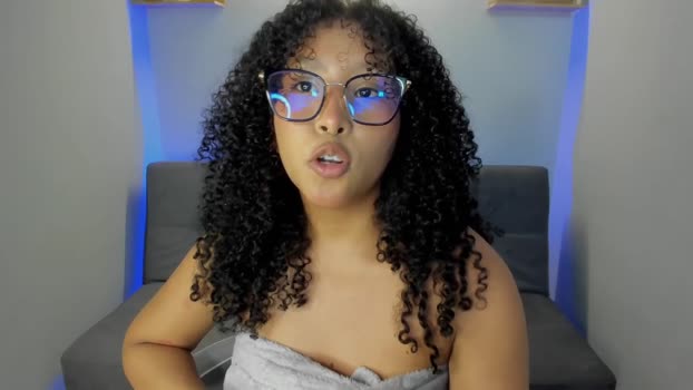 corinnah_beauty_ 14-02-2026 show Female