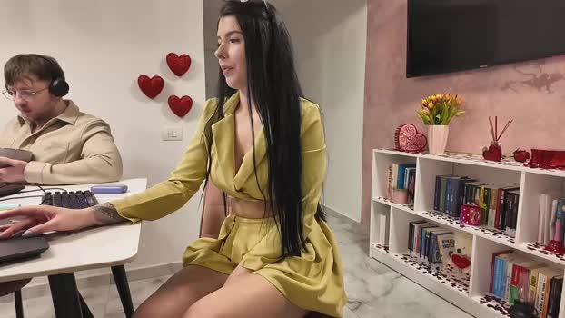 rrr1995 14-02-2026 naked Couple