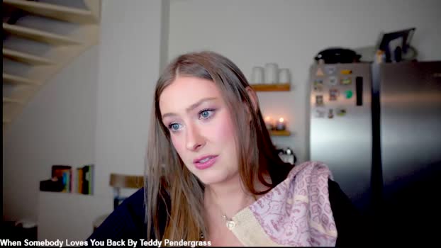 x_lily_x 15-02-2026 Topless Female