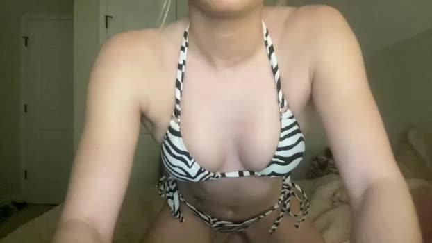 heyyitsemilyy 17-02-2026 legs Female