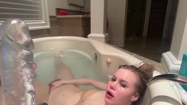 lunarose17 17-02-2026 fuckher Female