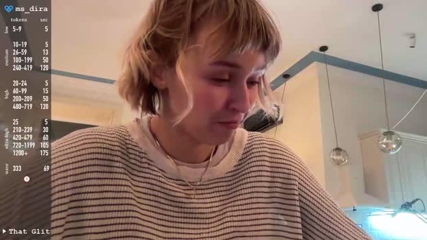 ms_dira 19-02-2026 fingers Female