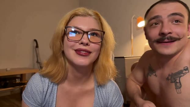 k1tty_cute 19-02-2026 Topless Couple